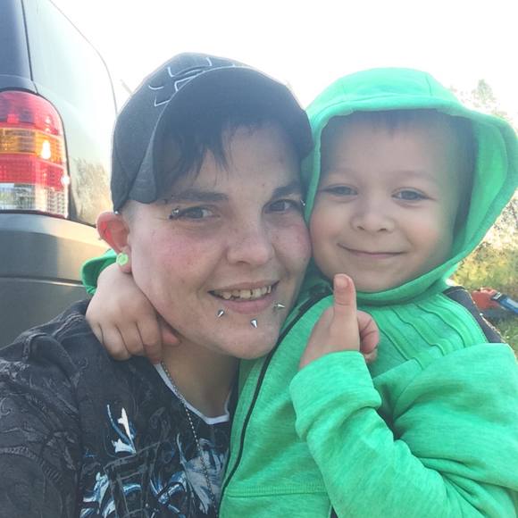 Meet your Posher, Michelle - Picture 1 of 1